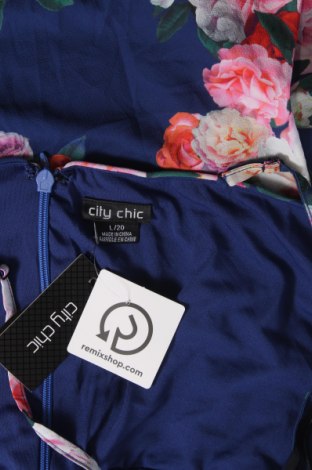 Kleid City Chic, Größe XXL, Farbe Mehrfarbig, Preis € 25,29