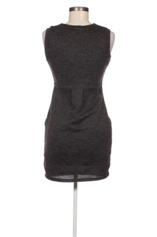 Kleid Colloseum, Größe S, Farbe Grau, Preis 2,83 €