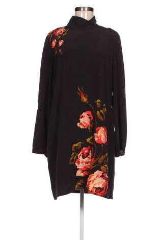 Šaty  Desigual, Veľkosť XL, Farba Čierna, Cena  90,21 €