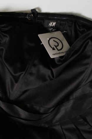 Šaty  H&M, Veľkosť XS, Farba Čierna, Cena  5,40 €