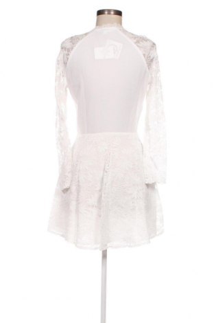 Kleid Irl, Größe S, Farbe Weiß, Preis 23,71 €
