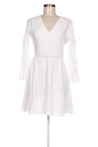 Φόρεμα Irl, Μέγεθος M, Χρώμα Λευκό, Τιμή 11,38 €