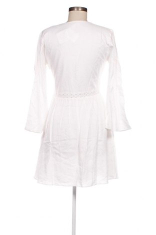Φόρεμα Irl, Μέγεθος M, Χρώμα Λευκό, Τιμή 11,38 €