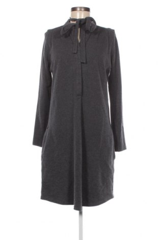Kleid Lacoste, Größe M, Farbe Grau, Preis 113,48 €