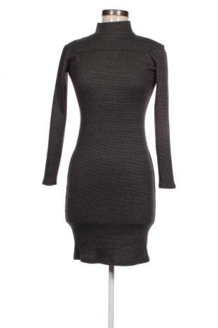 Kleid Lena, Größe M, Farbe Grau, Preis € 8,35