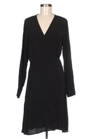 Φόρεμα Minimum, Μέγεθος L, Χρώμα Μαύρο, Τιμή 31,57 €