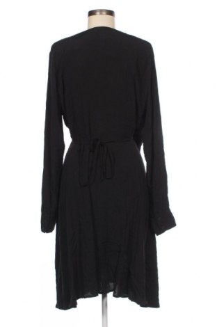 Φόρεμα Minimum, Μέγεθος L, Χρώμα Μαύρο, Τιμή 24,36 €