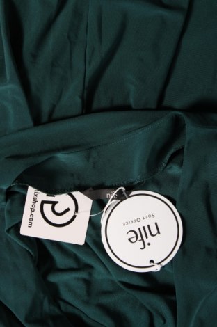 Kleid Nife, Größe L, Farbe Grün, Preis 76,68 €