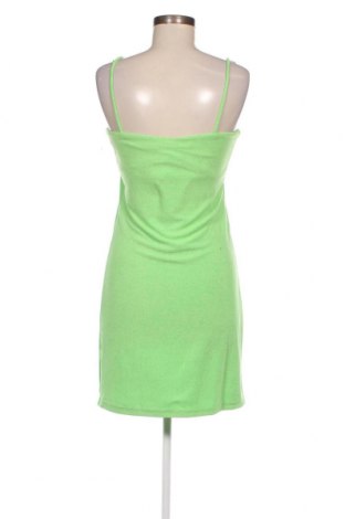 Kleid Nly Trend, Größe M, Farbe Grün, Preis 6,16 €