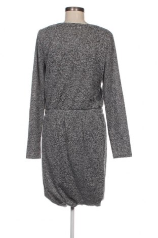 Kleid Numph, Größe XL, Farbe Grau, Preis 3,70 €
