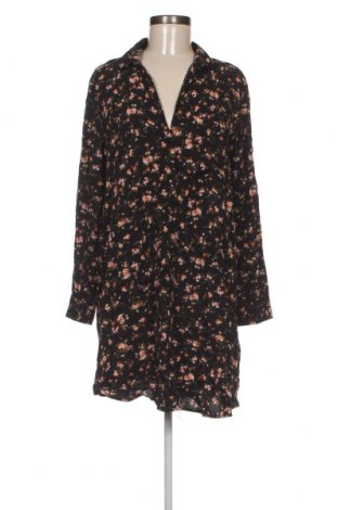 Kleid Piazza Italia, Größe M, Farbe Mehrfarbig, Preis 3,63 €