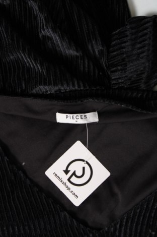 Šaty  Pieces, Velikost M, Barva Černá, Cena  124,00 Kč