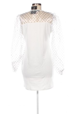 Kleid Pretty Little Thing, Größe XL, Farbe Weiß, Preis € 9,01