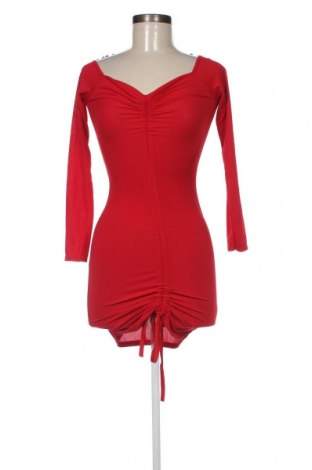 Šaty  Pretty Little Thing, Velikost S, Barva Červená, Cena  320,00 Kč