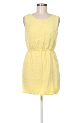 Φόρεμα Reserved, Μέγεθος S, Χρώμα Κίτρινο, Τιμή 3,85 €