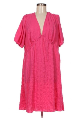 Kleid SHEIN, Größe 4XL, Farbe Rosa, Preis 11,10 €