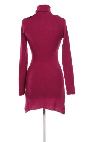 Šaty  Trendyol, Velikost M, Barva Růžová, Cena  222,00 Kč