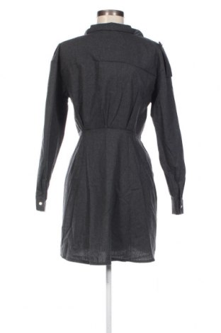 Kleid Trendyol, Größe M, Farbe Grau, Preis 52,58 €