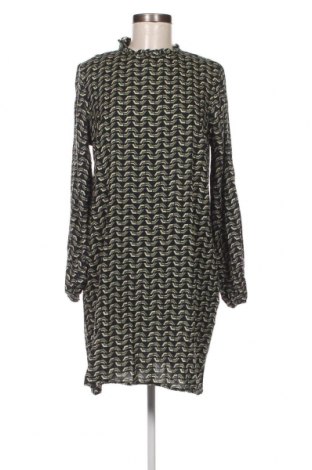 Kleid Trendyol, Größe M, Farbe Mehrfarbig, Preis 7,89 €
