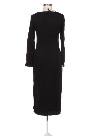 Šaty  Trendyol, Velikost M, Barva Černá, Cena  287,00 Kč