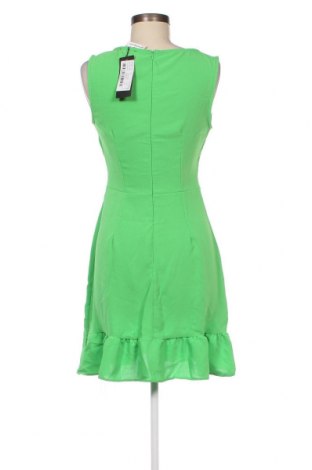 Šaty  Trendyol, Velikost M, Barva Zelená, Cena  565,00 Kč