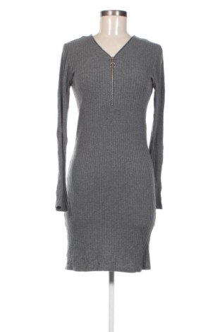 Kleid VILA, Größe M, Farbe Grau, Preis 3,48 €