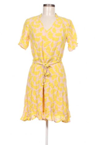 Kleid Y.A.S, Größe S, Farbe Mehrfarbig, Preis € 8,45
