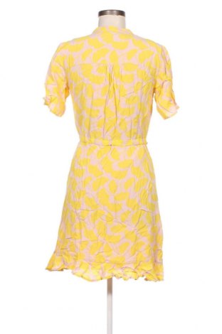 Kleid Y.A.S, Größe S, Farbe Mehrfarbig, Preis € 30,18