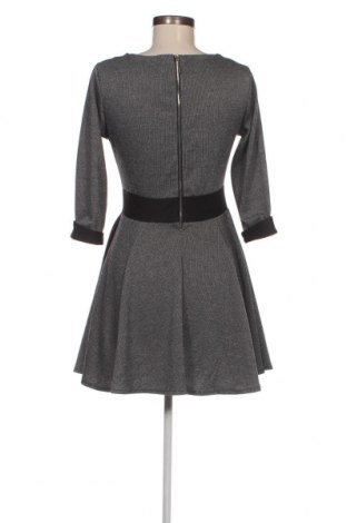 Kleid Y.Yendi, Größe M, Farbe Grau, Preis € 10,52