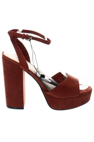 Sandalen Vero Moda, Größe 40, Farbe Braun, Preis 27,28 €