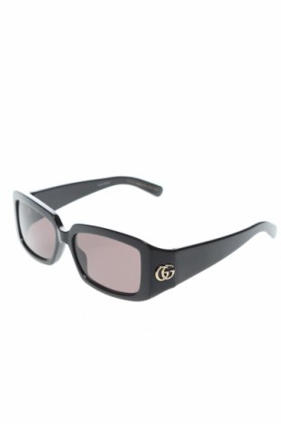 Слънчеви очила Gucci, Цвят Черен, Цена 415,20 лв.