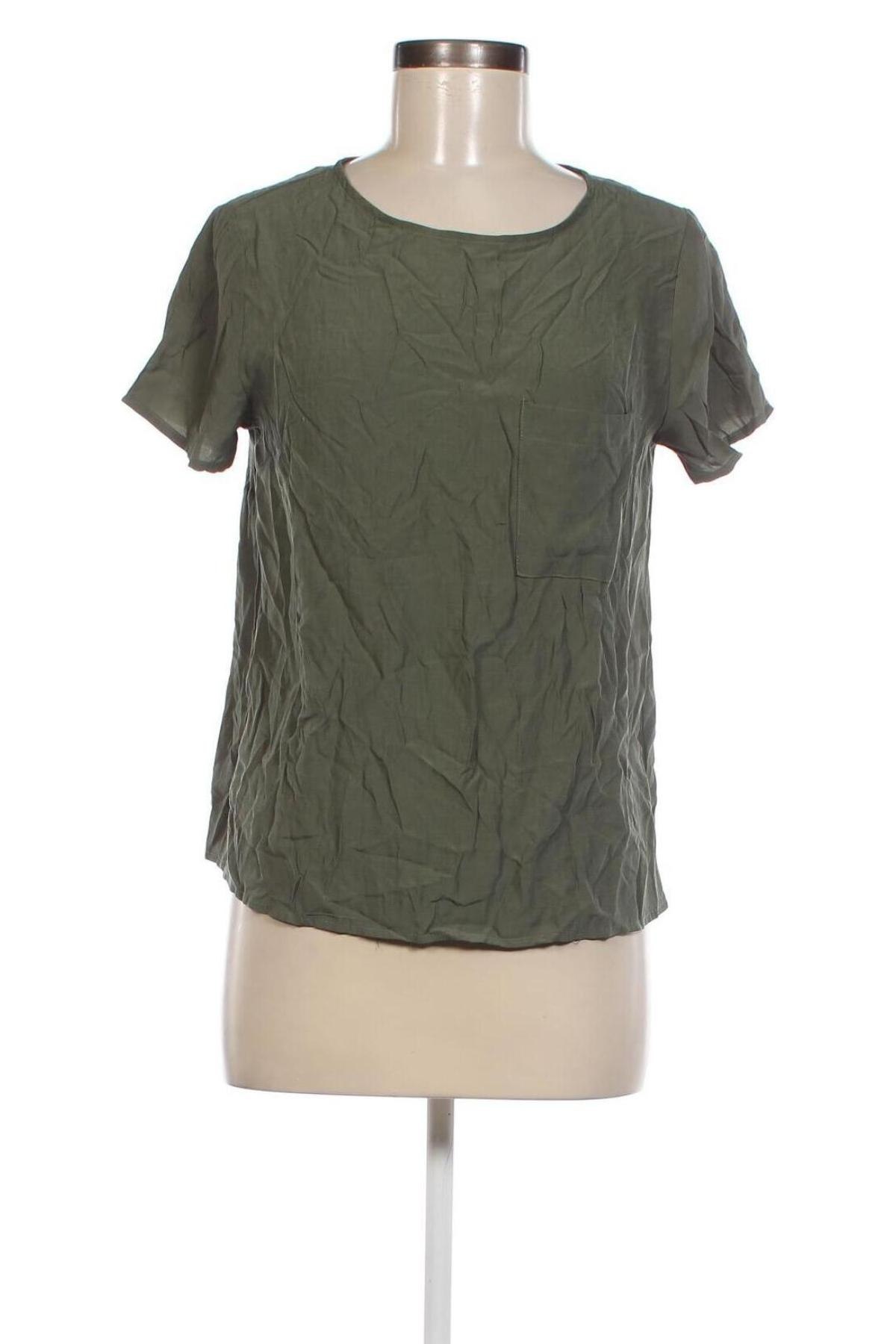 Γυναικεία μπλούζα Cherry Paris, Μέγεθος M, Χρώμα Πράσινο, Τιμή 1,60 €
