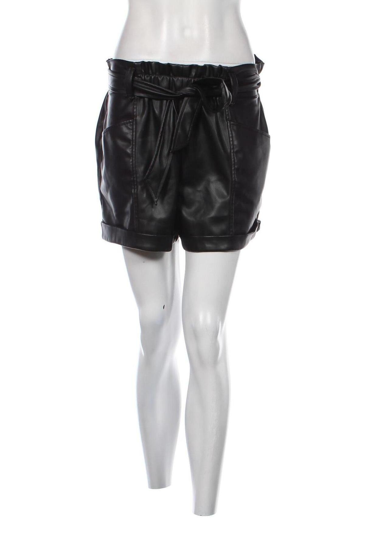 Γυναικείο κοντό παντελόνι Cache Cache, Μέγεθος M, Χρώμα Μαύρο, Τιμή 8,37 €