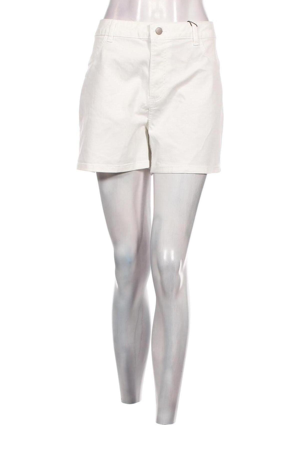 Дамски къс панталон Jdy, Размер XXL, Цвят Бял, Цена 30,97 лв.