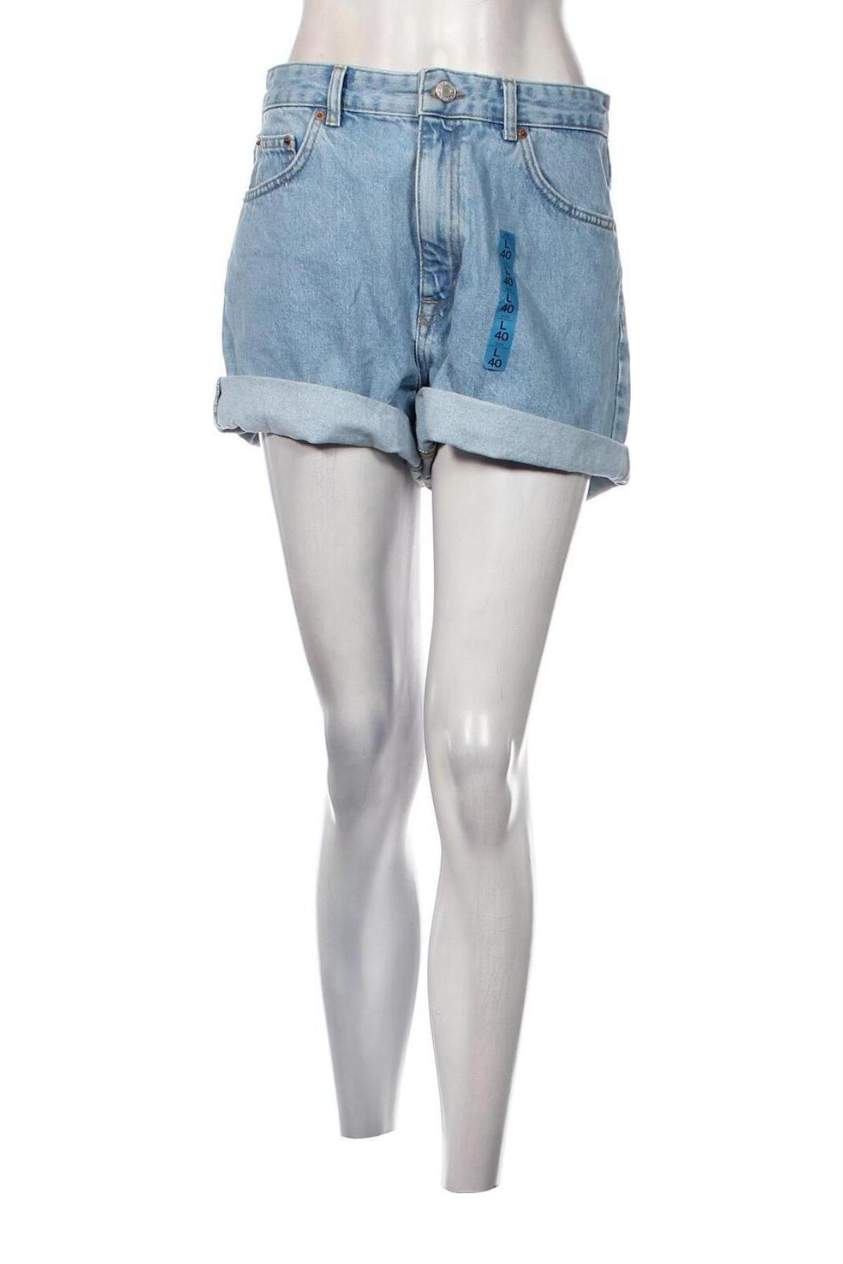 Pantaloni scurți de femei Pull&Bear, Mărime M, Culoare Albastru, Preț 101,97 Lei