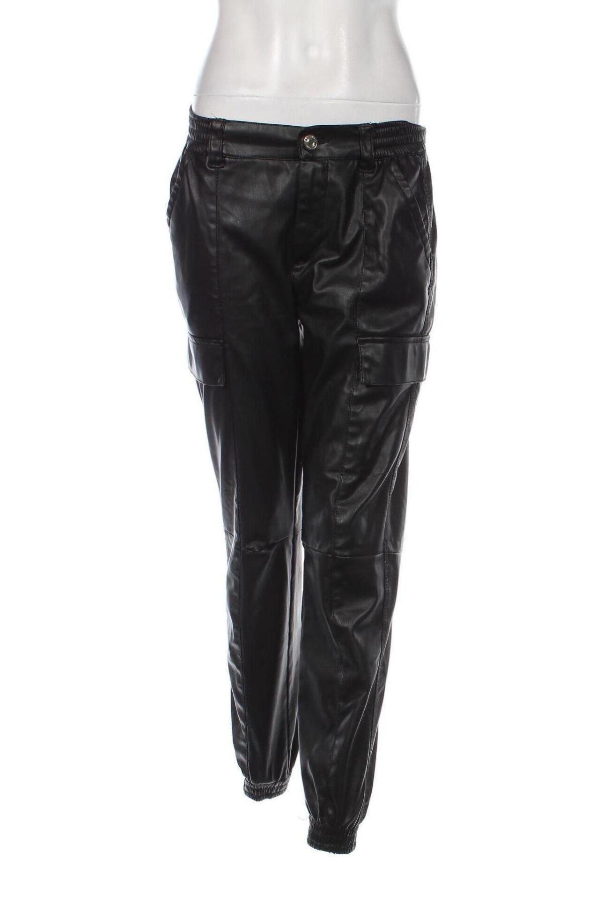 Дамски панталон Bershka, Размер S, Цвят Черен, Цена 5,22 лв.