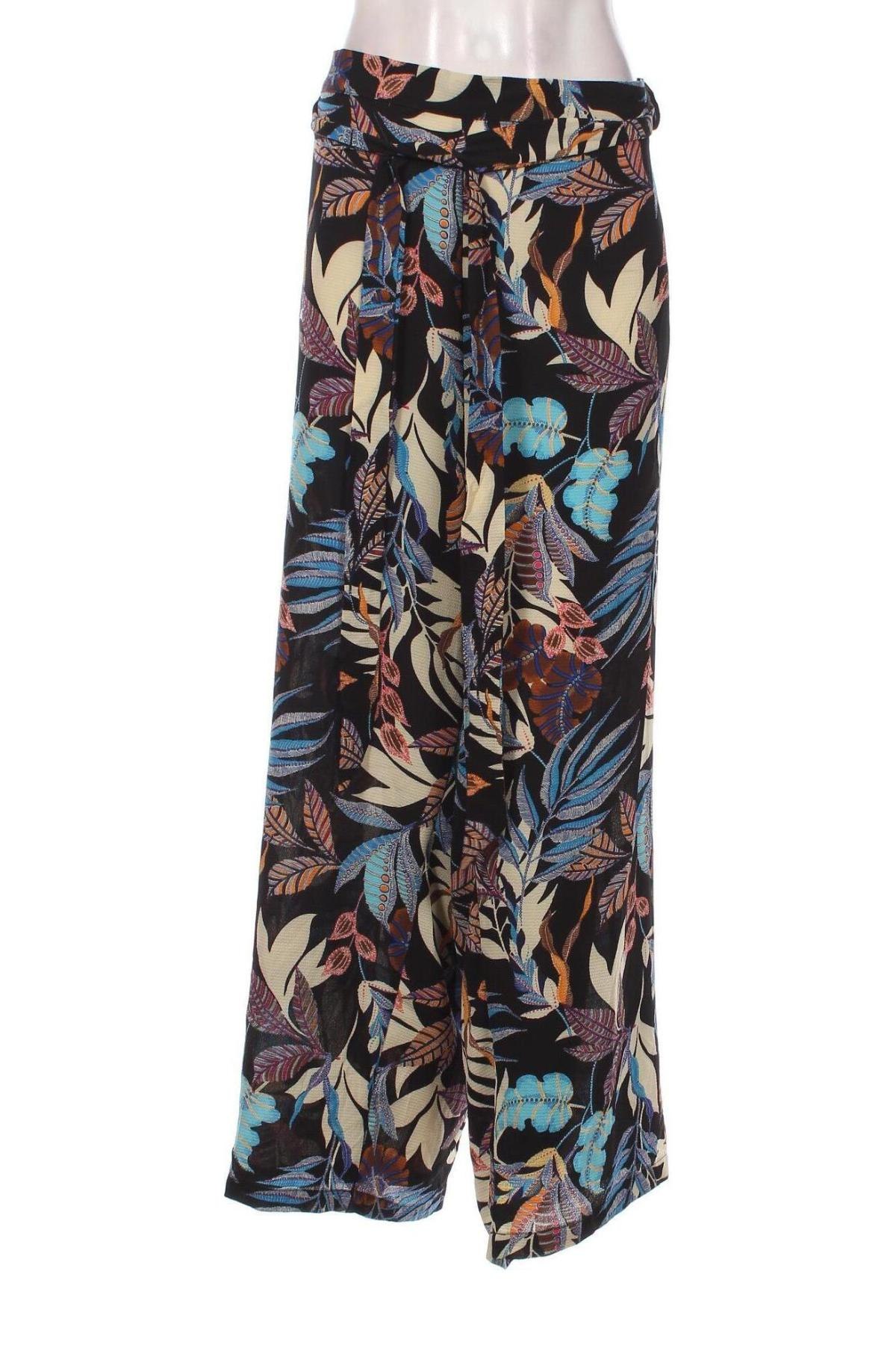 Γυναικείο παντελόνι ONLY Carmakoma, Μέγεθος 4XL, Χρώμα Πολύχρωμο, Τιμή 33,40 €