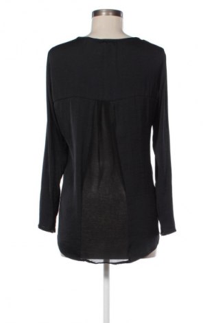 Dámská halenka Bershka, Velikost M, Barva Černá, Cena  59,00 Kč