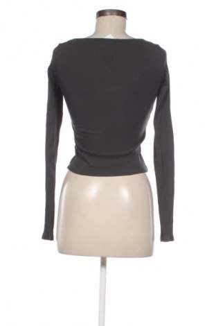 Dámská halenka H&M Divided, Velikost S, Barva Šedá, Cena  190,00 Kč