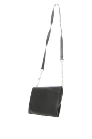 Damska torebka Pull&Bear, Kolor Czarny, Cena 62,99 zł