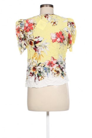 Γυναικείο t-shirt Zara, Μέγεθος S, Χρώμα Πολύχρωμο, Τιμή 4,99 €
