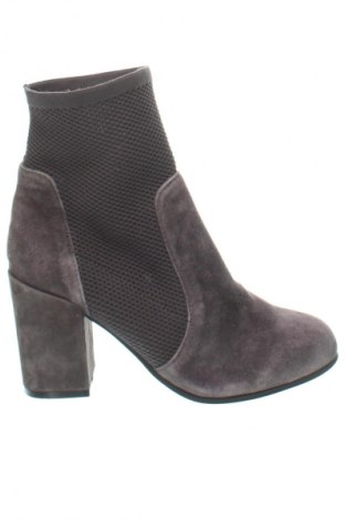 Damen Stiefeletten Buffalo, Größe 38, Farbe Grau, Preis 55,18 €