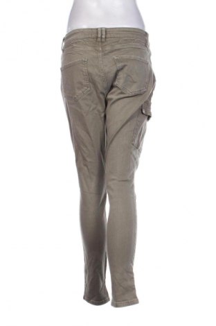 Damen Jeans Cartoon, Größe M, Farbe Grün, Preis € 7,99