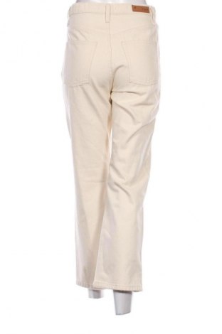 Női farmernadrág F.A.M. jeans, Méret M, Szín Ekrü
, Ár 20 229 Ft