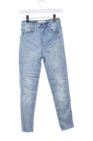 Dámské džíny  Pull&Bear, Velikost XS, Barva Modrá, Cena  189,00 Kč