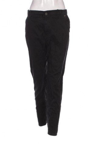 Blugi de femei Reserved, Mărime M, Culoare Negru, Preț 74,00 Lei