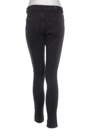 Damskie jeansy Vero Moda, Rozmiar M, Kolor Czarny, Cena 61,99 zł