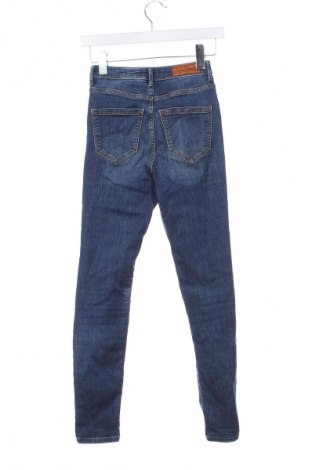 Damskie jeansy Vero Moda, Rozmiar XS, Kolor Niebieski, Cena 78,16 zł