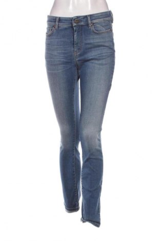 Damskie jeansy Weekend Max Mara, Rozmiar M, Kolor Niebieski, Cena 549,99 zł