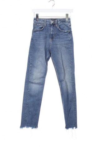 Damskie jeansy Zara, Rozmiar XXS, Kolor Niebieski, Cena 88,99 zł